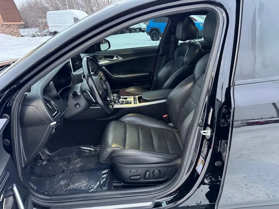 2021 Kia Stinger - Image 14 of 20