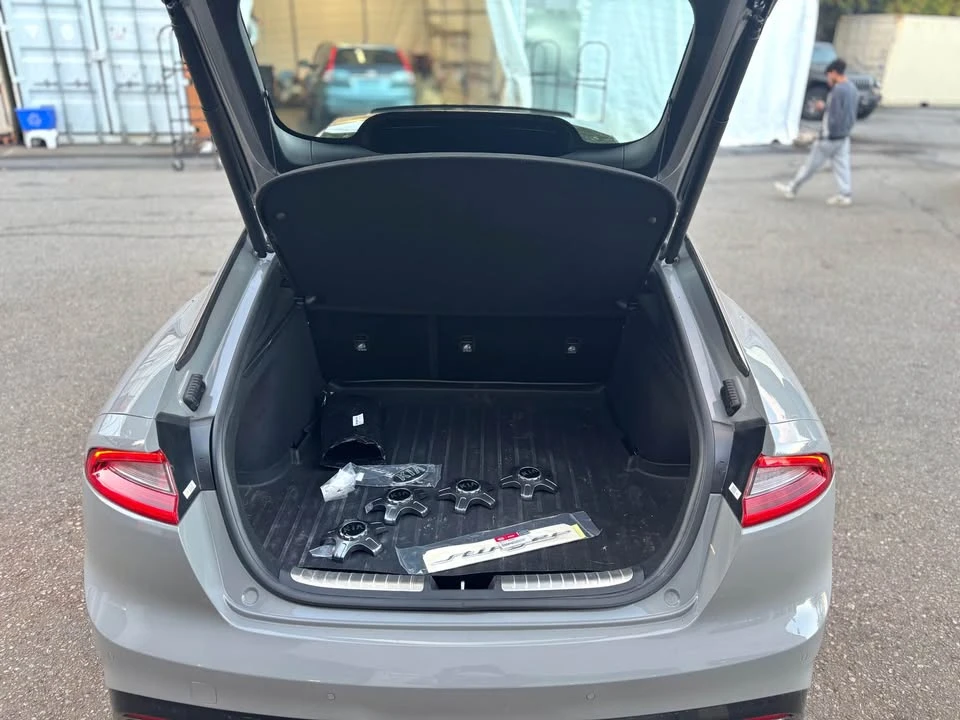 2021 Kia Stinger GT - Image 4 of 12