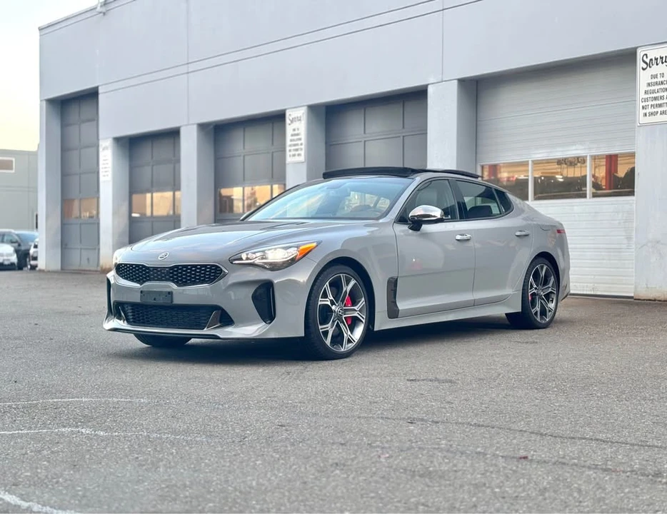 2021 Kia Stinger GT - Image 2 of 12