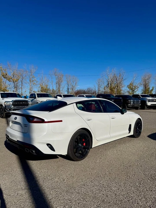 2021 Kia Stinger GT - Image 6 of 17