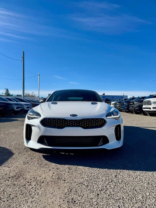 2021 Kia Stinger GT - Image 2 of 17