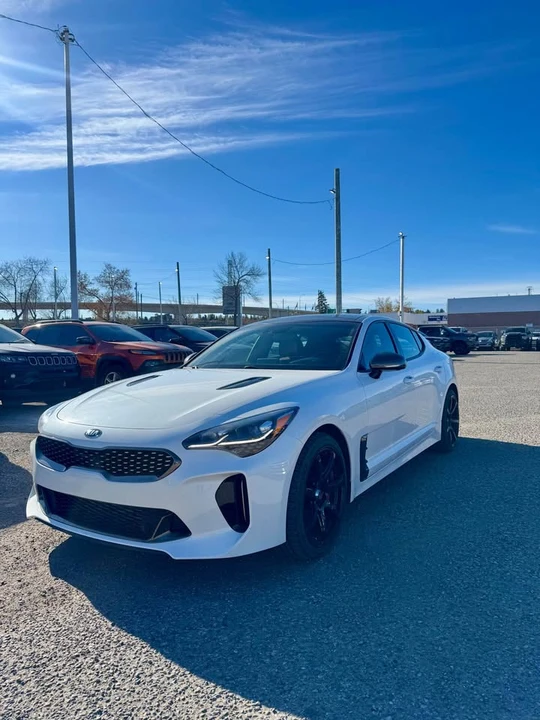 2021 Kia Stinger GT - Image 3 of 17