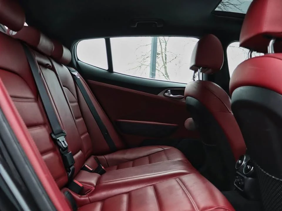 2021 Kia Stinger GT - Image 8 of 11
