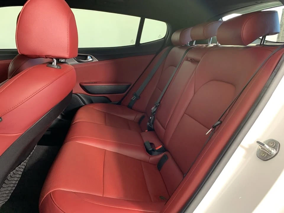 2021 Kia Stinger GT - Image 17 of 20