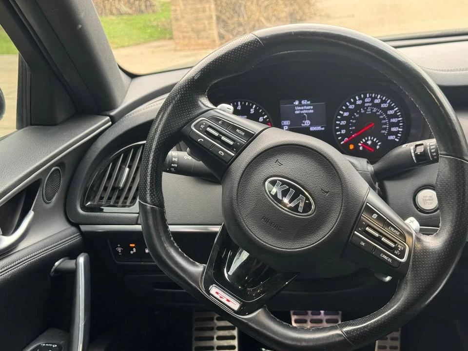 2021 Kia Stinger GT - Image 9 of 9