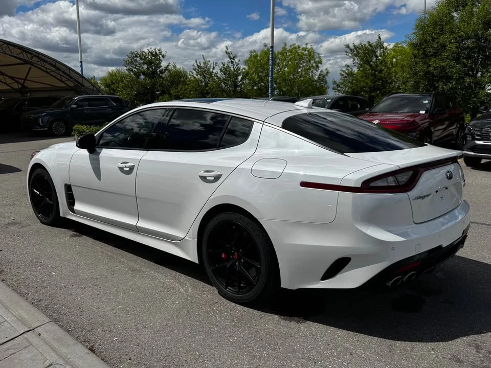 2021 Kia Stinger GT - Image 5 of 17