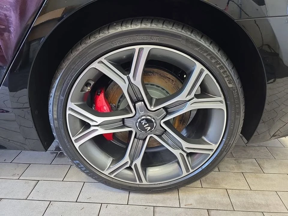 2021 Kia Stinger GT - Image 19 of 19