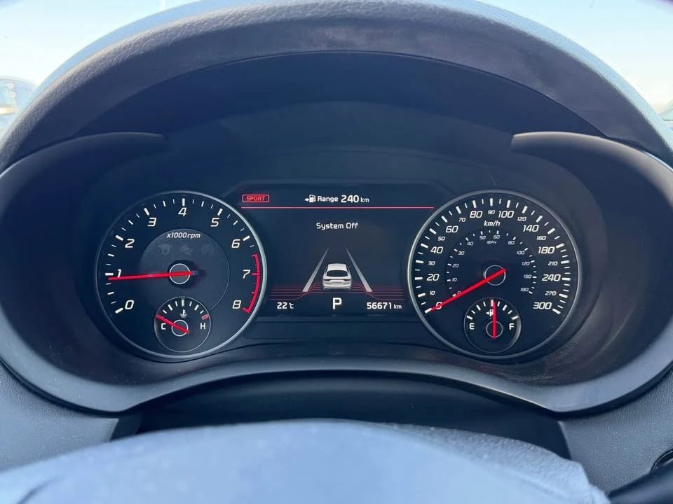 2021 Kia Stinger GT - Image 12 of 14