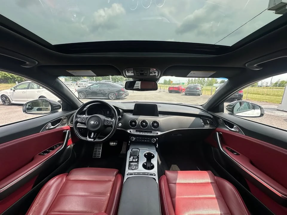 2021 Kia Stinger GT - Image 16 of 20