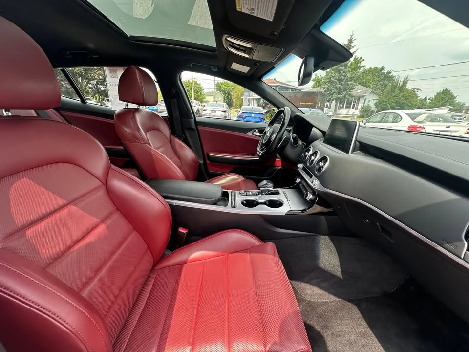 2021 Kia Stinger GT - Image 14 of 20
