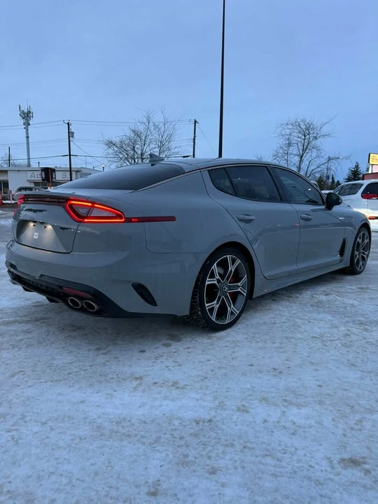 2021 Kia Stinger GT - Image 6 of 17