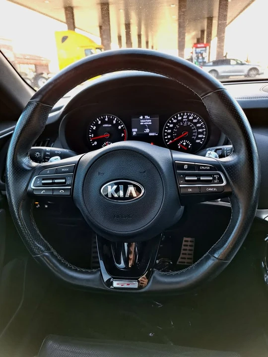 2021 Kia Stinger GT - Image 15 of 20