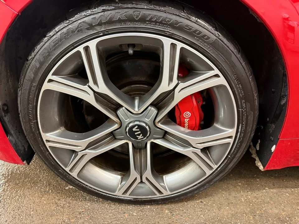 2021 Kia Stinger GT - Image 9 of 20