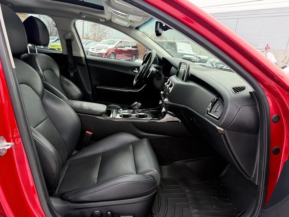 2021 Kia Stinger GT - Image 19 of 21