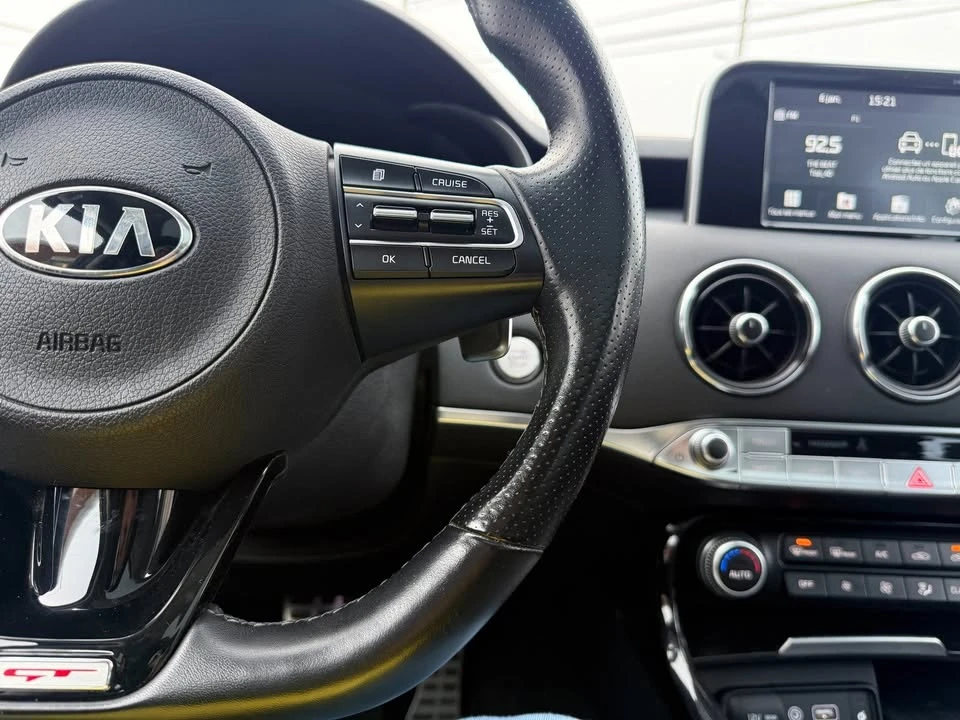 2021 Kia Stinger GT - Image 11 of 21