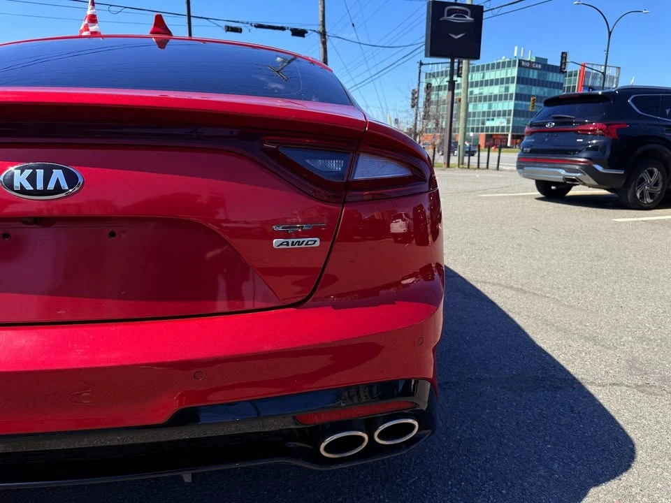 2021 Kia Stinger GT - Image 8 of 21
