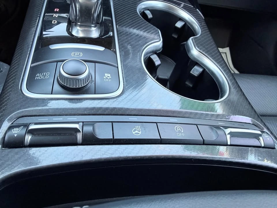 2021 Kia Stinger GT - Image 16 of 21