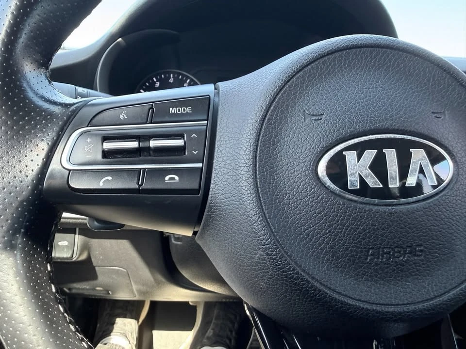 2021 Kia Stinger GT - Image 16 of 21