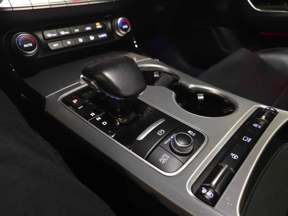 2021 Kia Stinger GT - Image 15 of 18