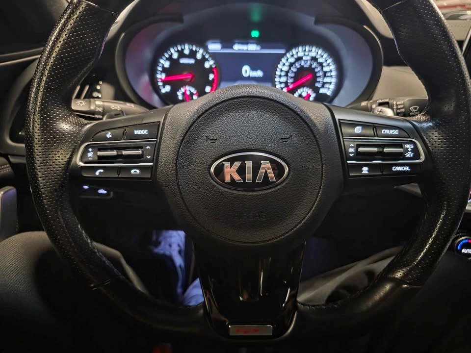 2021 Kia Stinger GT - Image 14 of 18