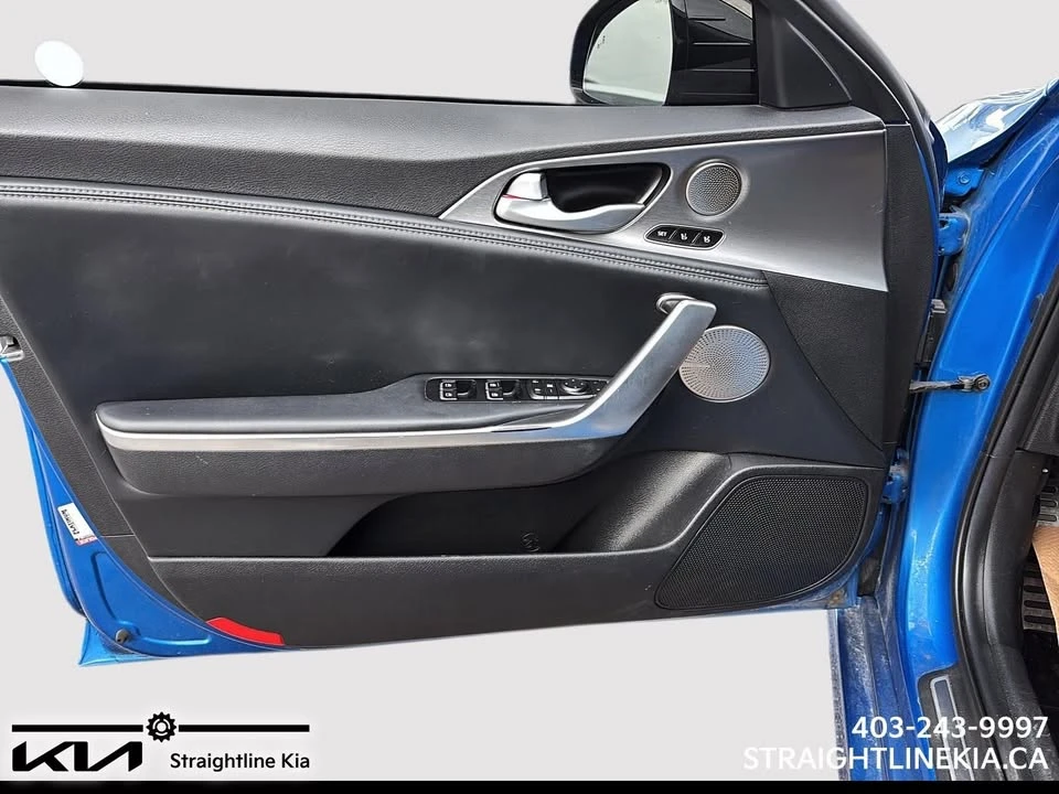 2021 Kia Stinger GT - Image 12 of 18