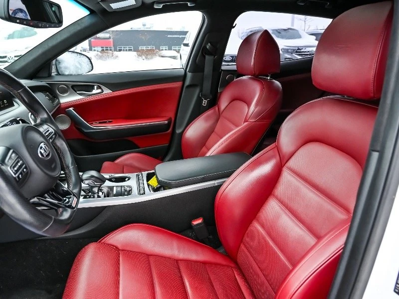 2021 Kia Stinger GT - Image 9 of 17