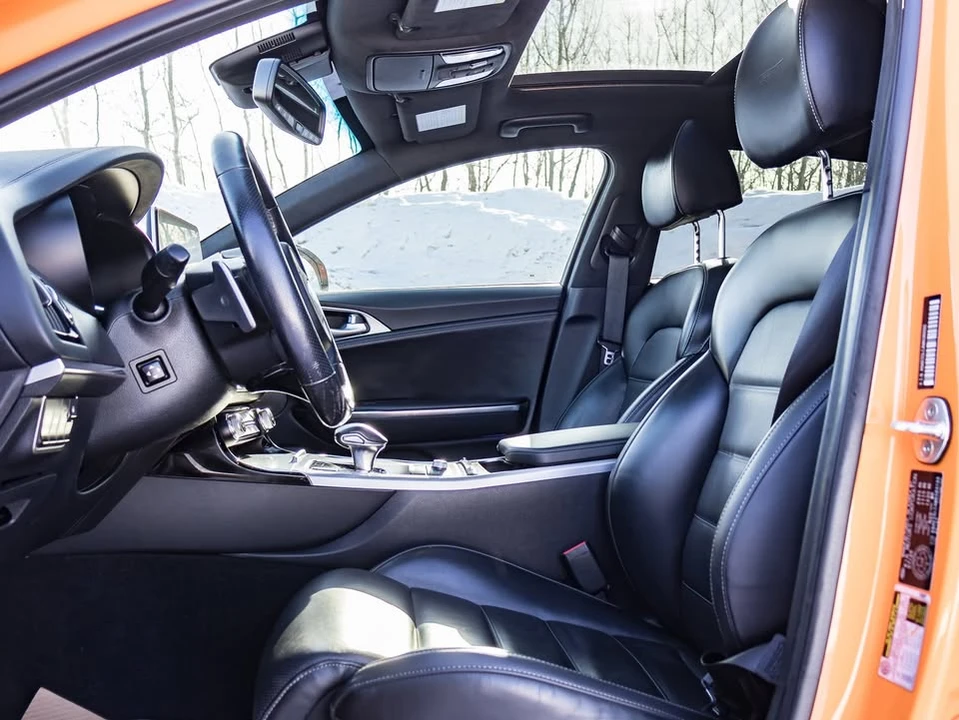 2021 Kia Stinger GT - Image 9 of 16