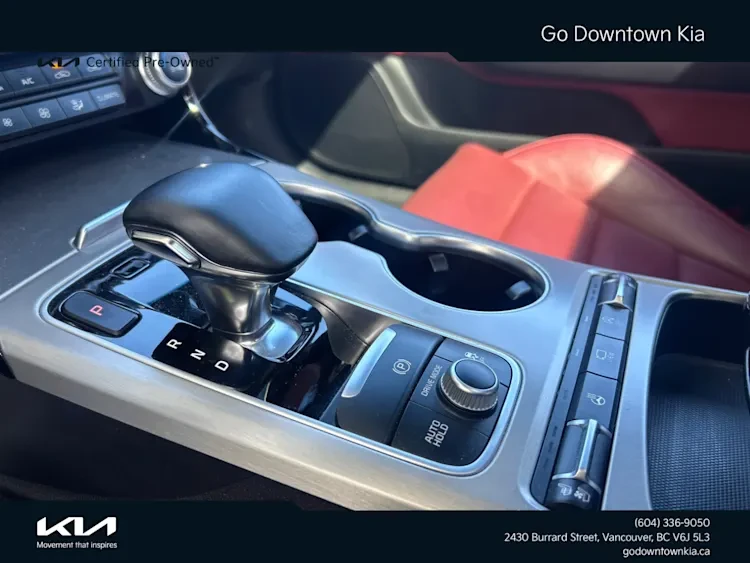 2021 Kia Stinger GT - Image 15 of 17