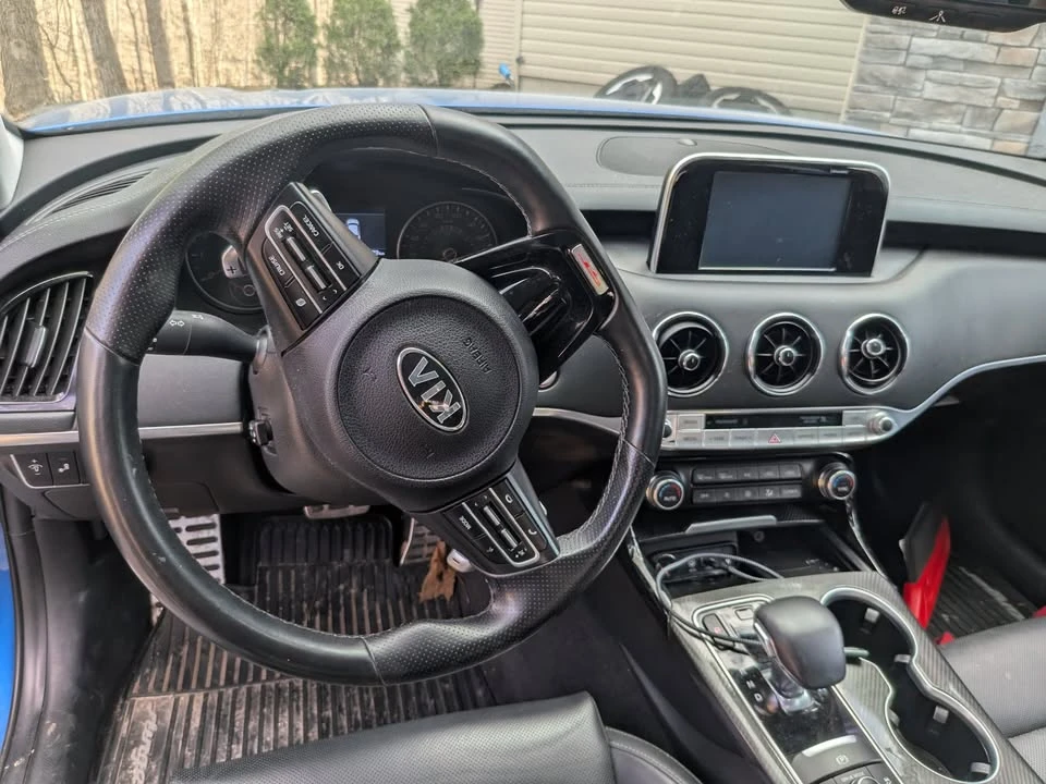 2021 Kia Stinger GT - Image 4 of 12