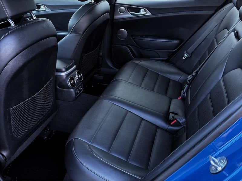 2021 Kia Stinger GT - Image 17 of 20