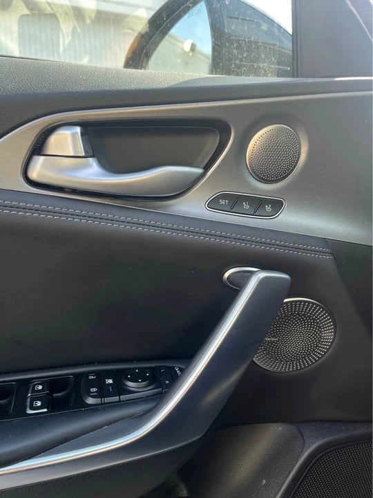 2021 Kia Stinger GT - Image 8 of 13