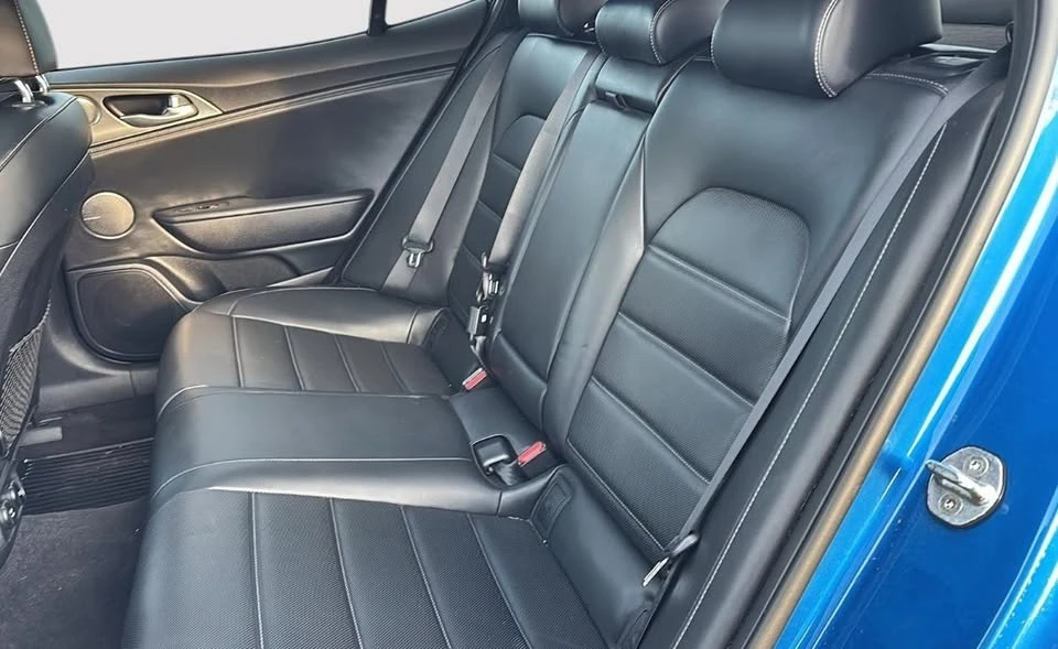 2021 Kia Stinger GT - Image 11 of 12
