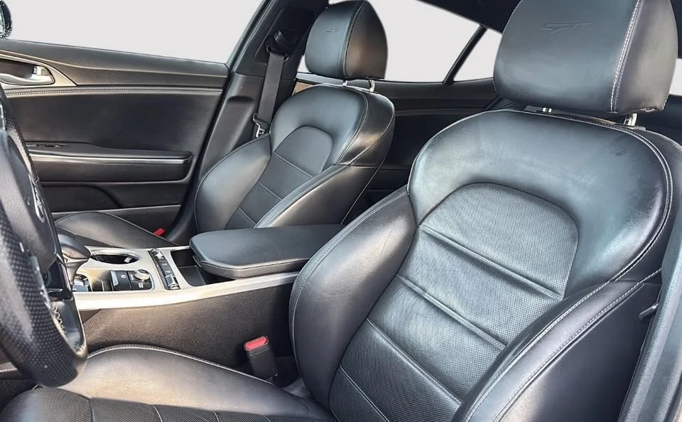 2021 Kia Stinger GT - Image 10 of 12