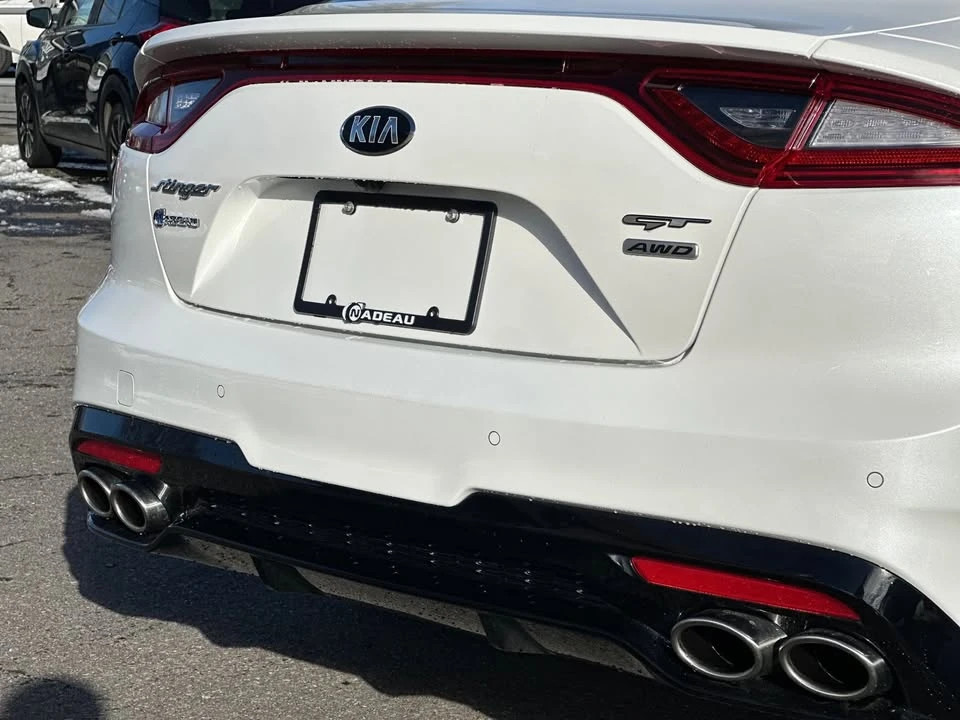 2021 Kia Stinger GT - Image 9 of 18