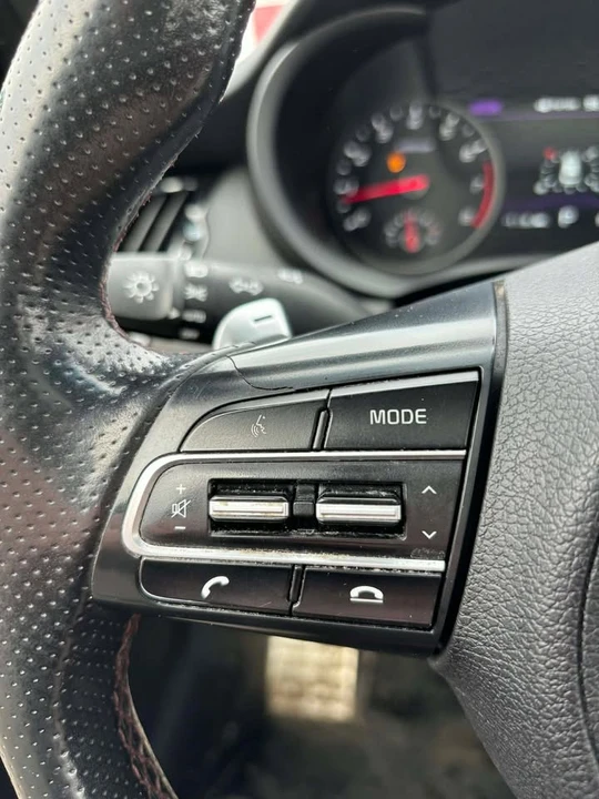 2021 Kia Stinger GT - Image 13 of 20