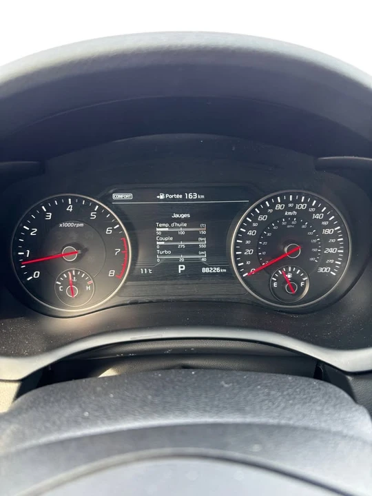2021 Kia Stinger GT - Image 13 of 20