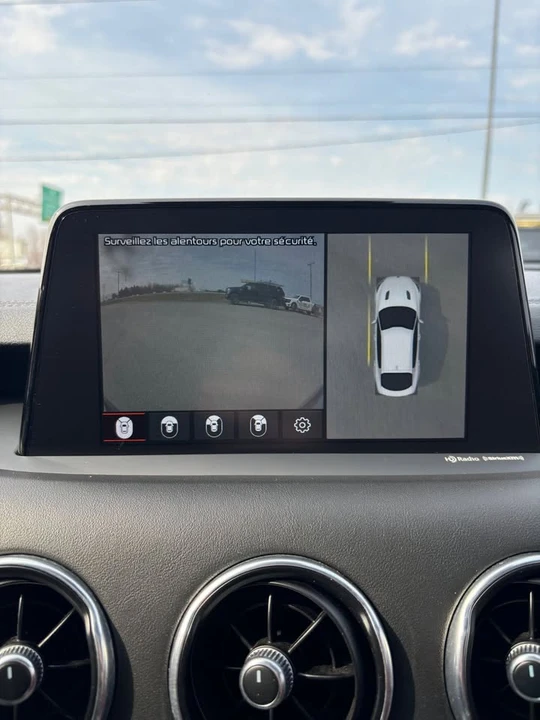 2021 Kia Stinger GT - Image 19 of 20