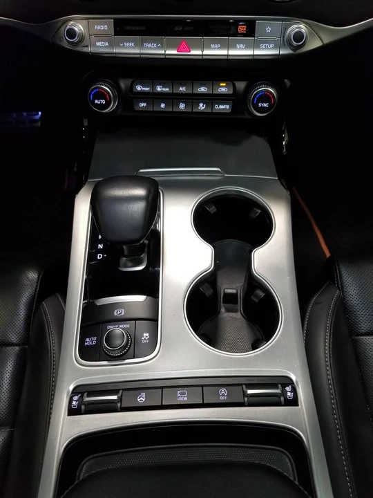 2021 Kia Stinger GT - Image 12 of 19