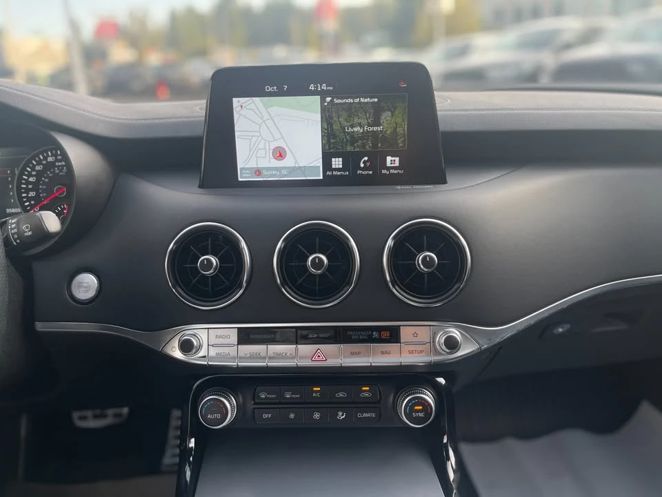 2021 Kia Stinger GT - Image 11 of 14
