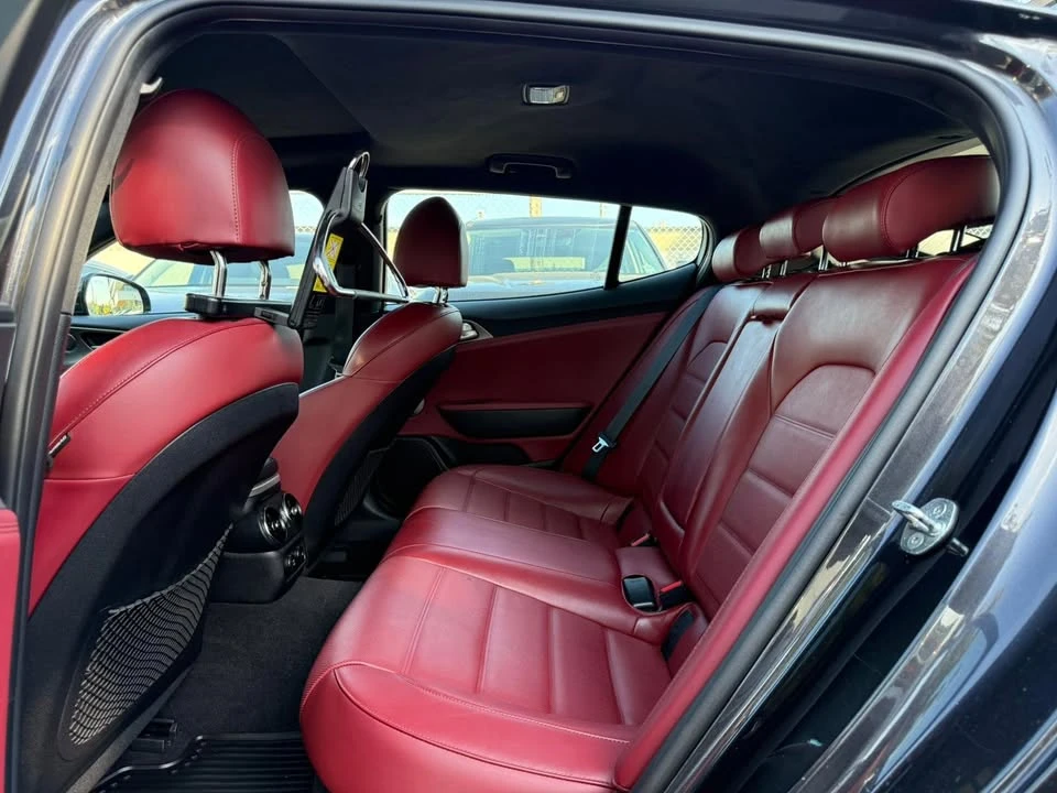 2021 Kia Stinger GT - Image 8 of 12