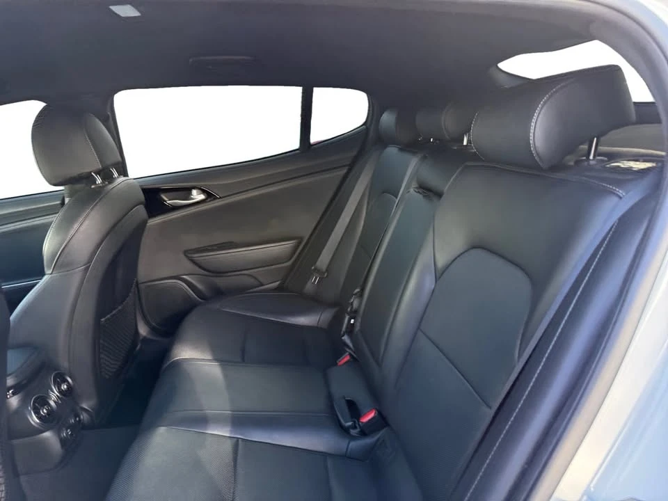 2021 Kia Stinger - Image 10 of 19