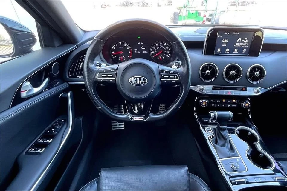2021 Kia Stinger - Image 5 of 20