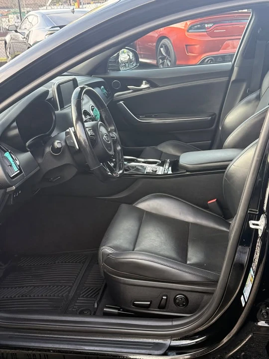 2021 Kia Stinger - Image 9 of 11
