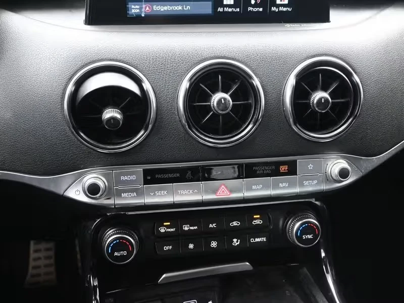 2021 Kia Stinger - Image 11 of 15