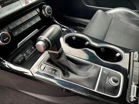 2021 Kia Stinger - Image 16 of 20