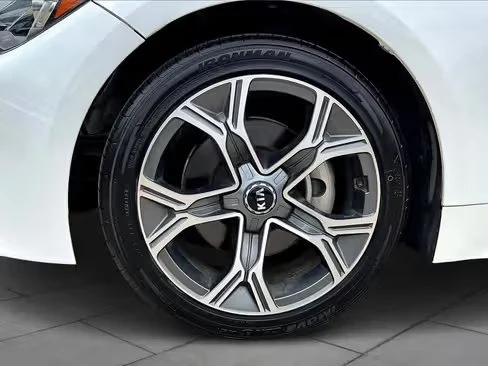 2021 Kia Stinger - Image 11 of 20