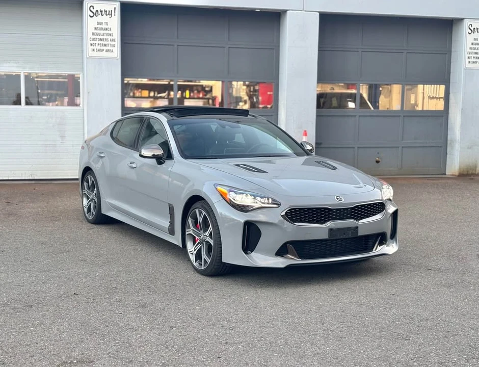 2021 Kia Stinger GT - Image 12 of 12