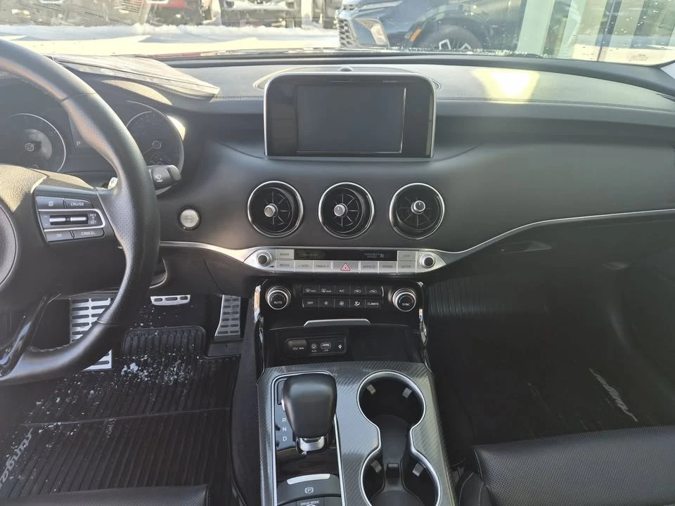 2021 Kia Stinger GT - Image 9 of 10