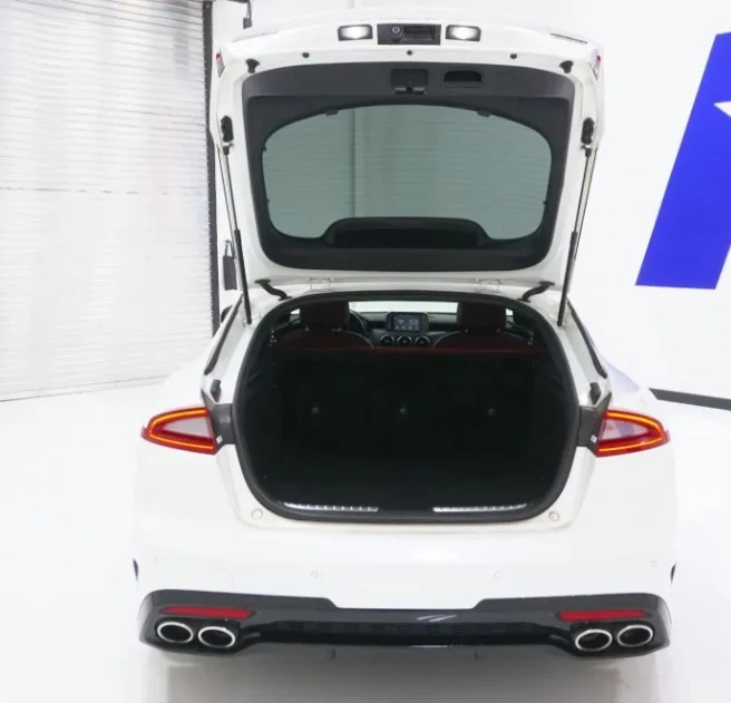 2021 Kia Stinger GT - Image 4 of 11