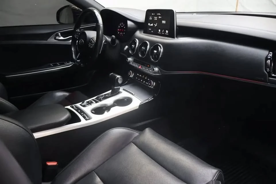 2021 Kia Stinger GT - Image 2 of 19